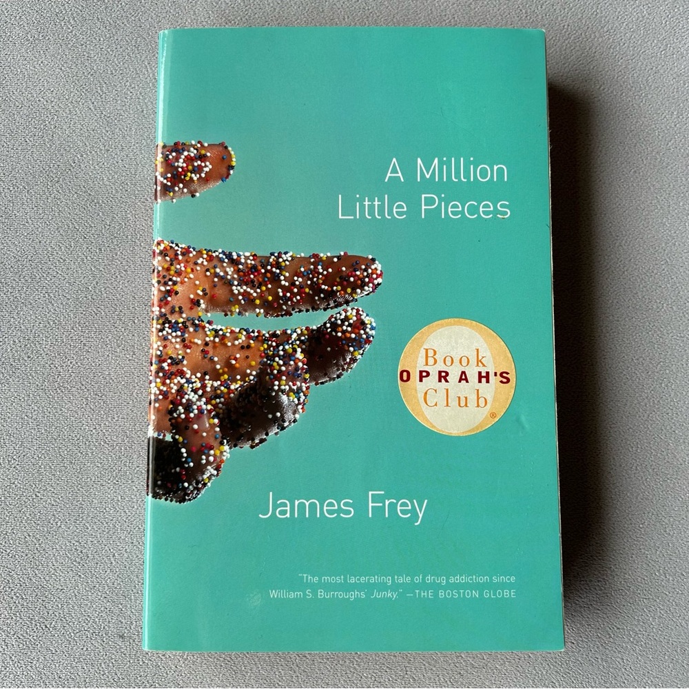 A Million Little Pieces ~ James Frey ~ Paperback